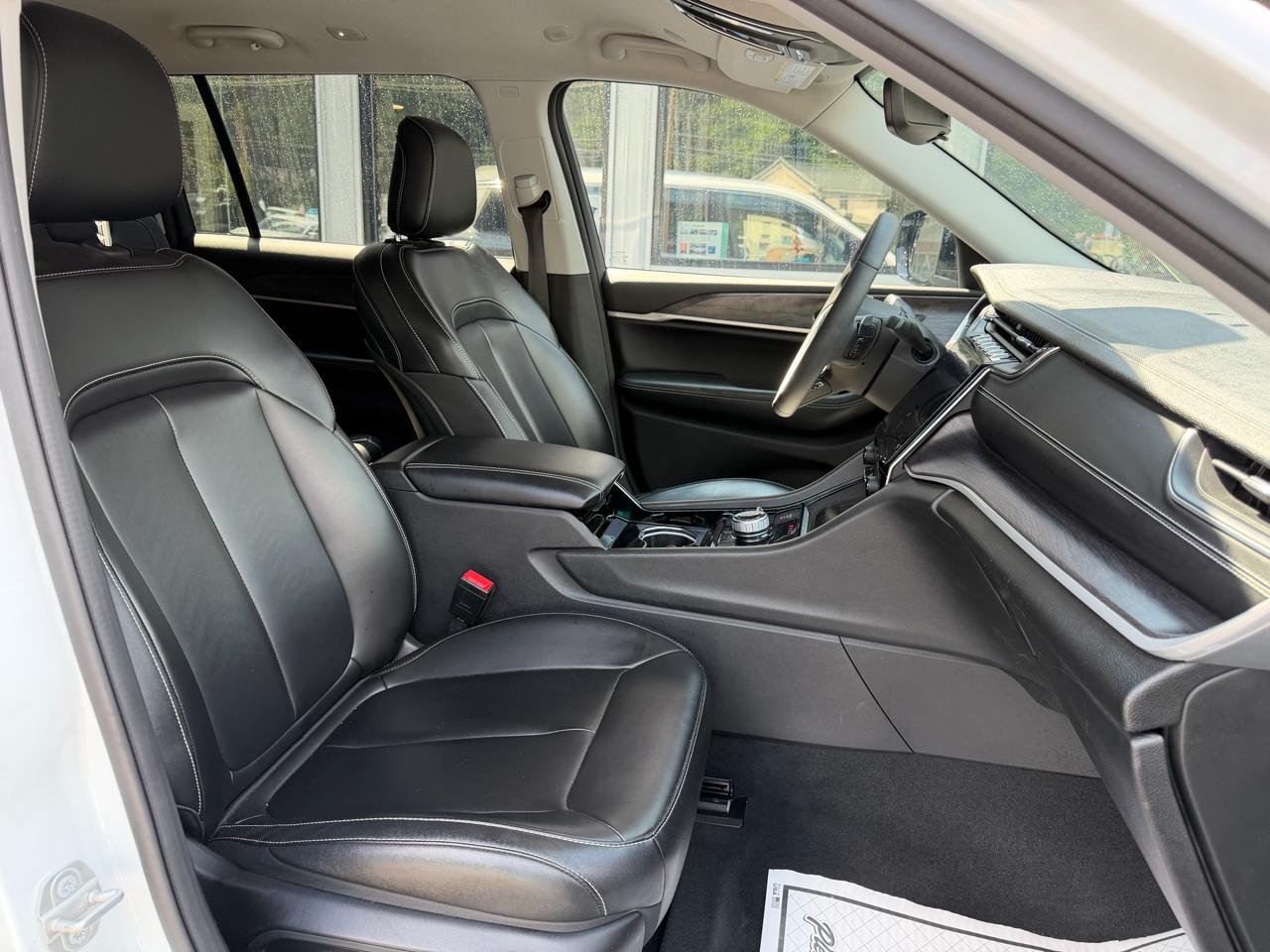Jeep Grand Cherokee L Limited 4WD 2023