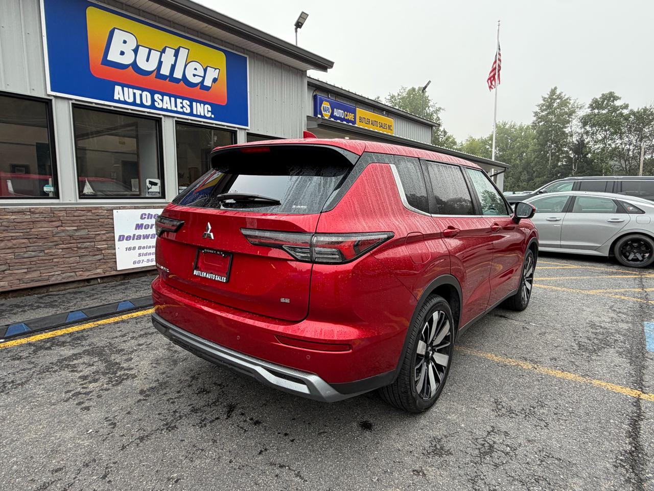 Mitsubishi Outlander SE 4WD 2025