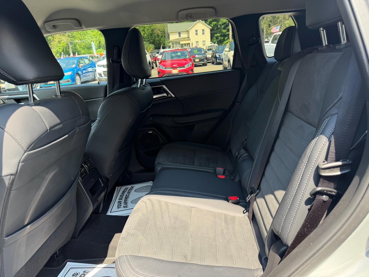 Mitsubishi Outlander SE 4WD 2025