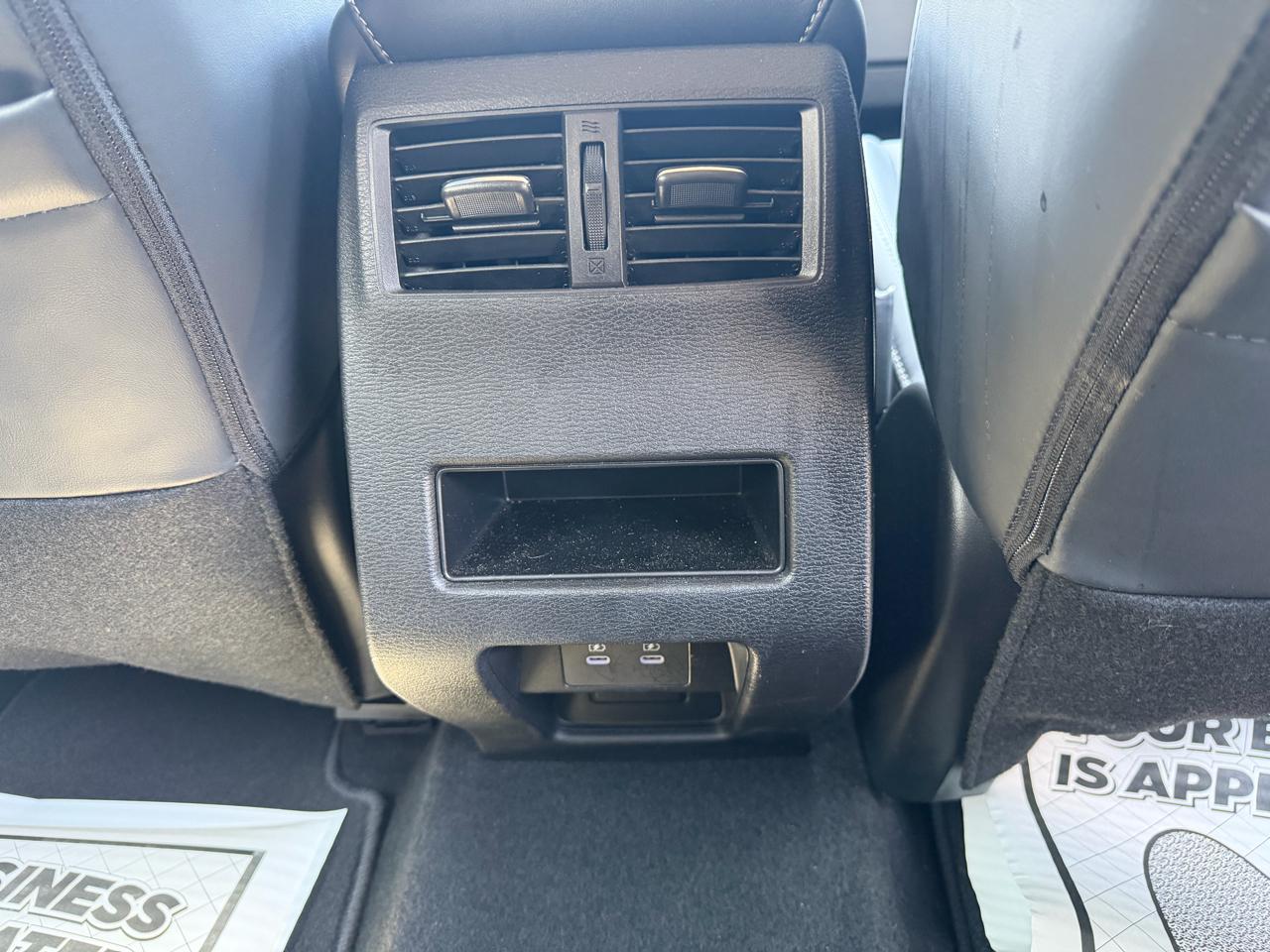 Mitsubishi Outlander SE 4WD 2025