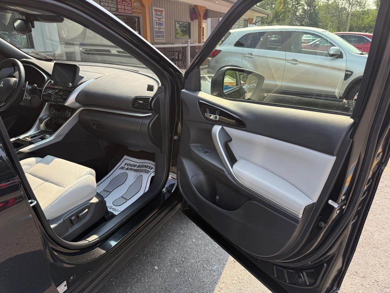 Mitsubishi Eclipse Cross SE AWD 2025