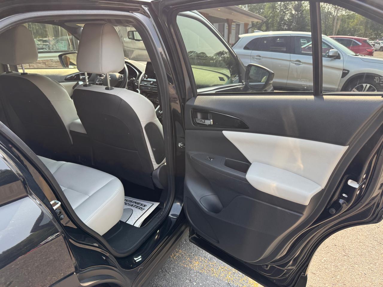 Mitsubishi Eclipse Cross SE AWD 2025