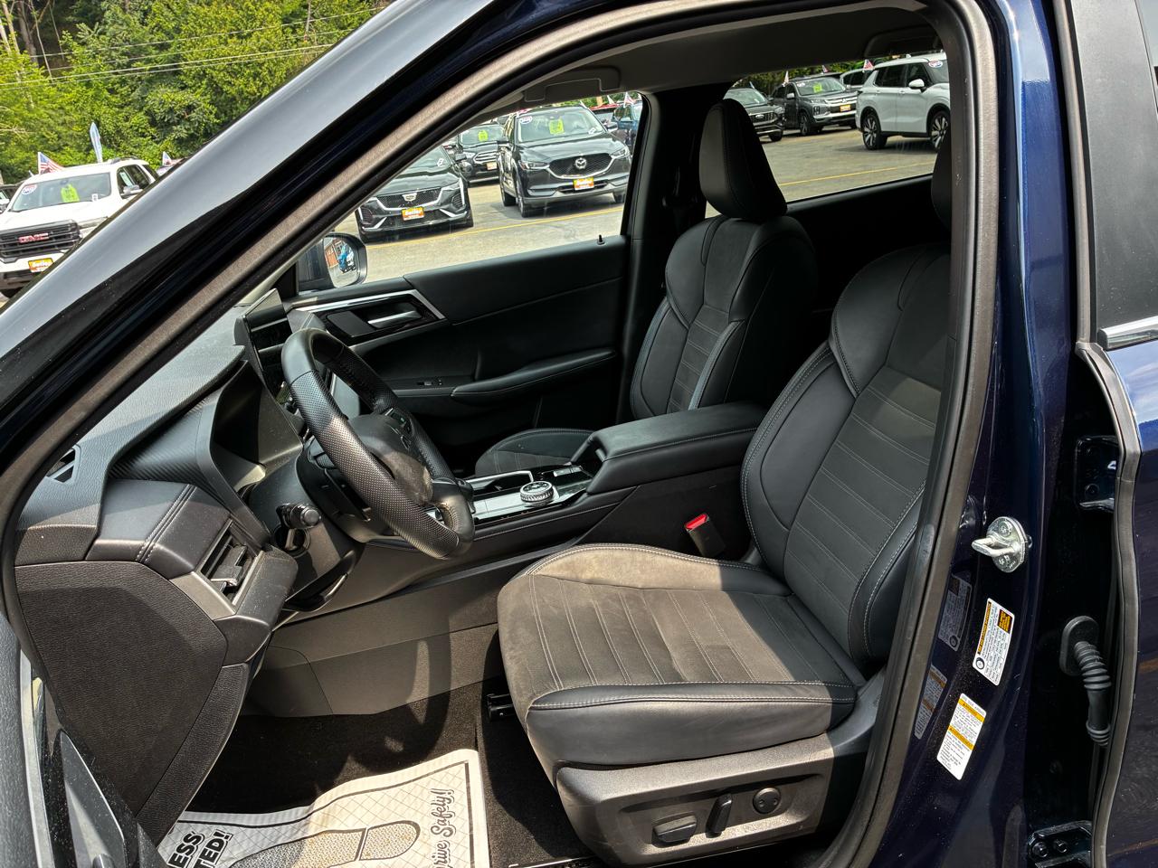 Mitsubishi Outlander SE 4WD 2025