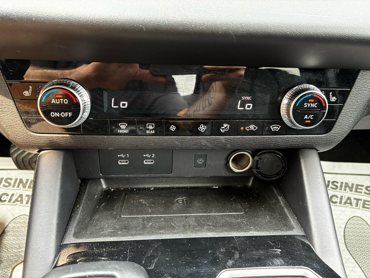 Mitsubishi Outlander SE 4WD 2025