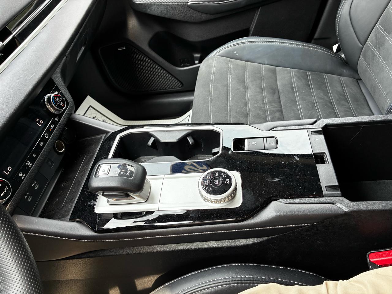 Mitsubishi Outlander SE 4WD 2025