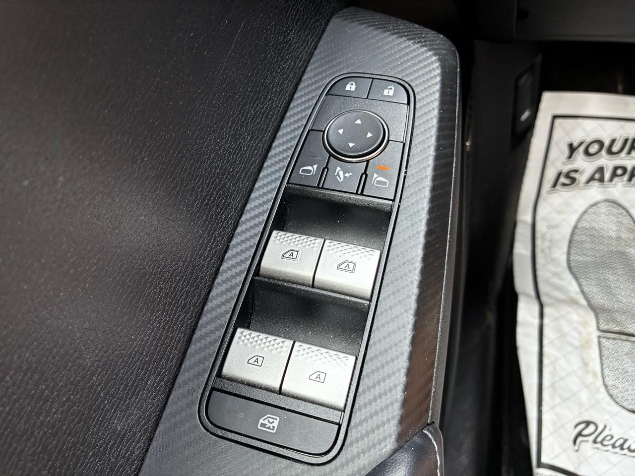 Mitsubishi Outlander SE 4WD 2025