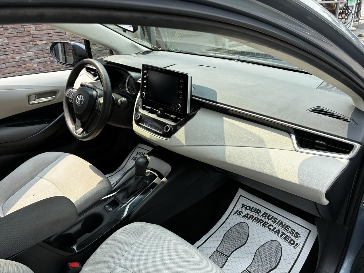 Toyota Corolla LE 2020