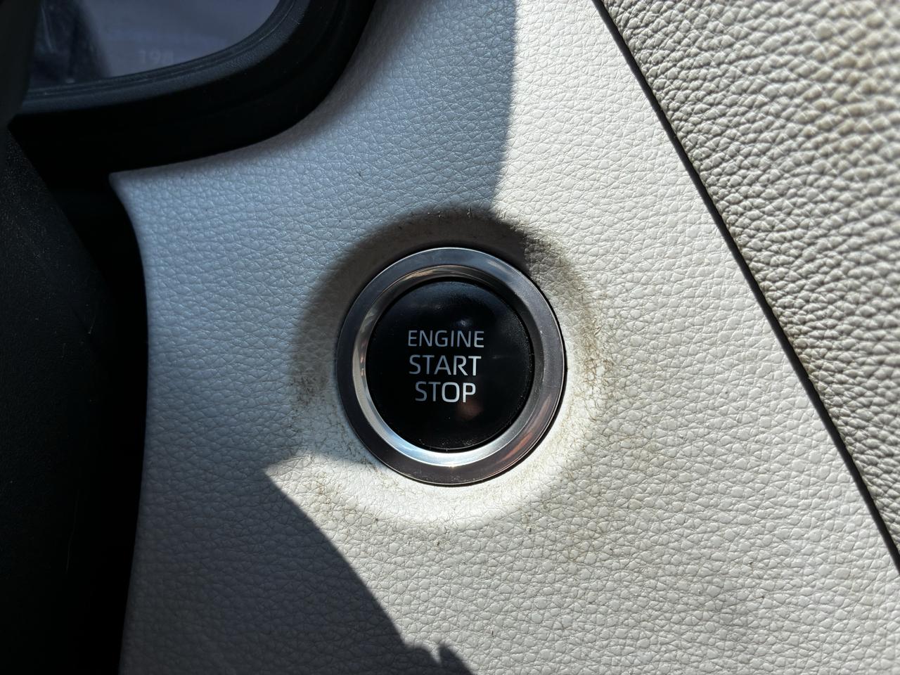 Toyota Corolla LE 2020