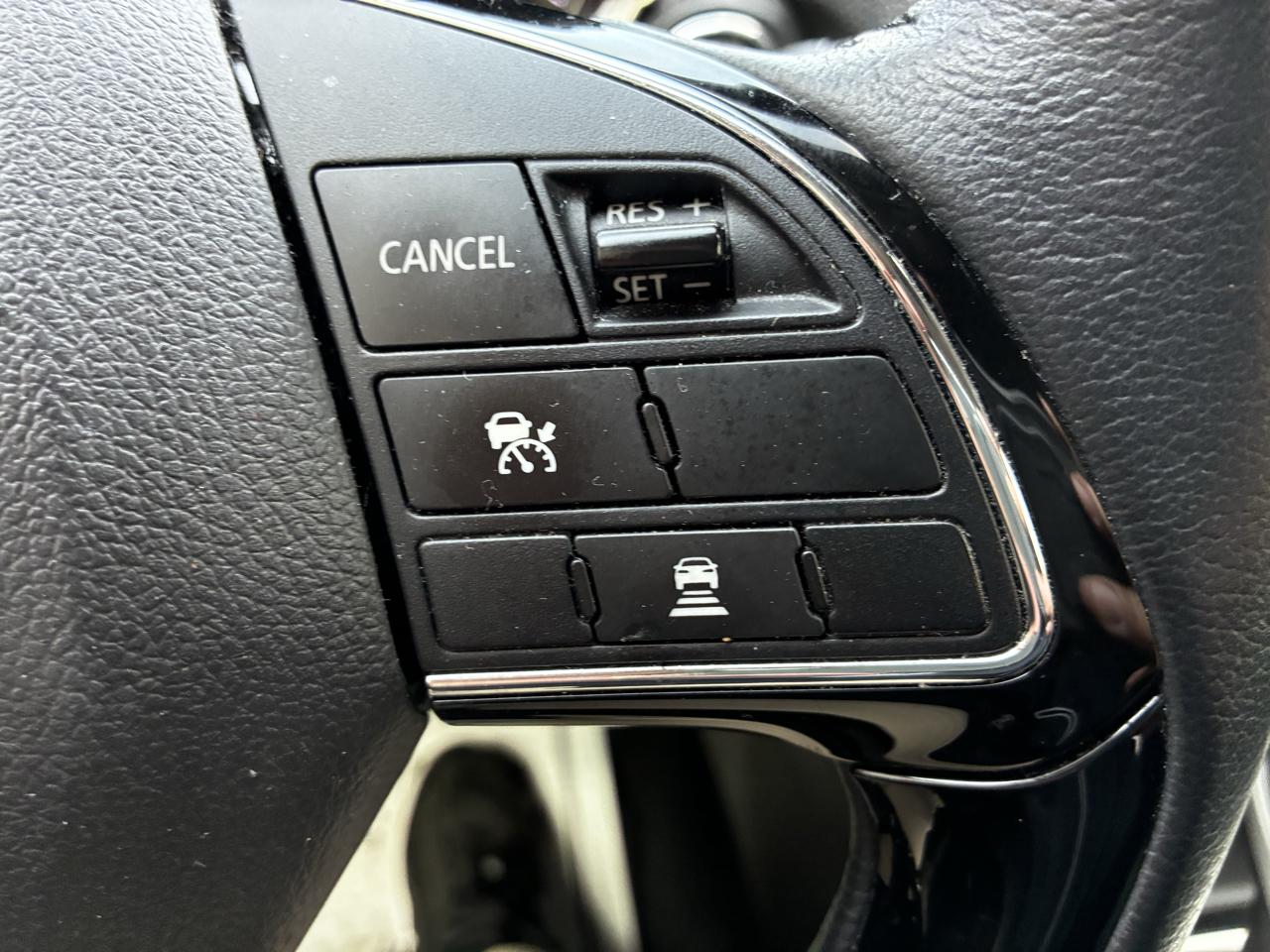 Mitsubishi Eclipse Cross SE AWD 2025