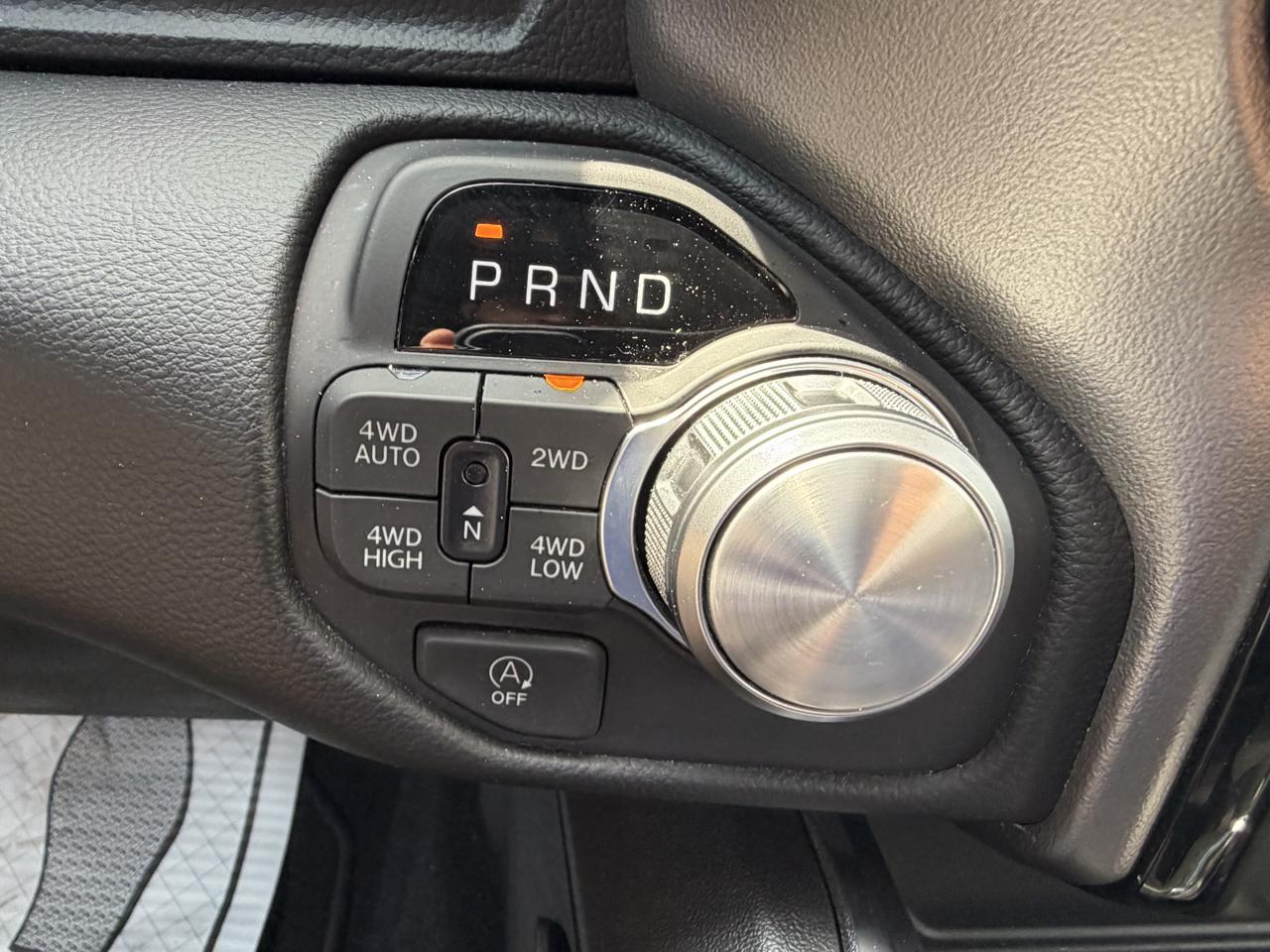 RAM 1500 Laramie Crew Cab SWB 4WD 2026