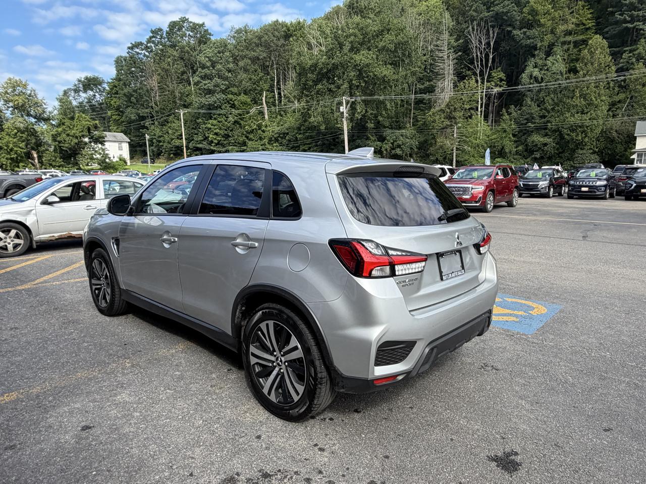 Mitsubishi Outlander Sport 2.0 ES 4WD 2025