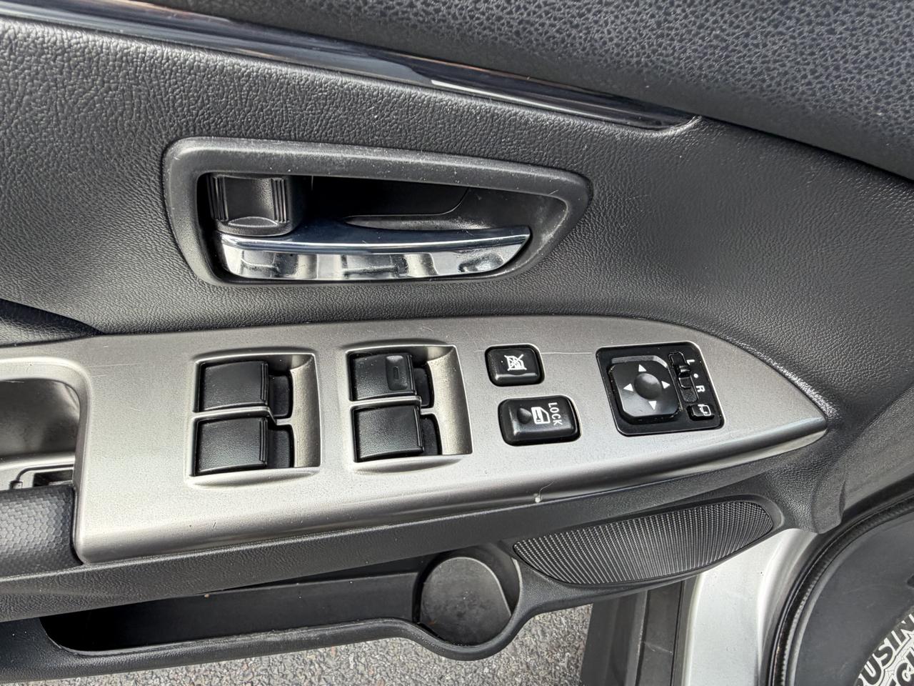Mitsubishi Outlander Sport 2.0 ES 4WD 2025