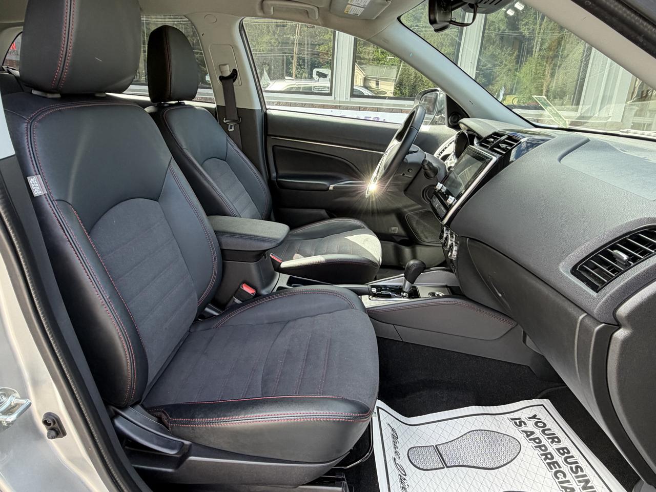 Mitsubishi Outlander Sport 2.0 ES 4WD 2025