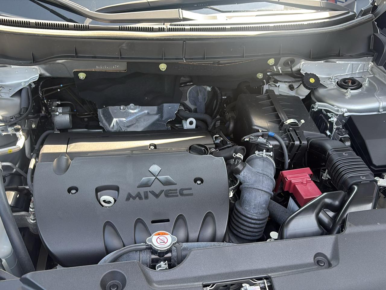 Mitsubishi Outlander Sport 2.0 ES 4WD 2025
