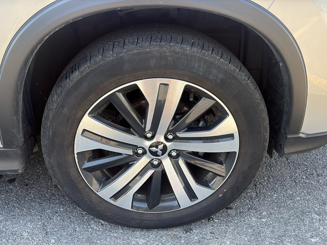 Mitsubishi Outlander Sport 2.0 ES 4WD 2025