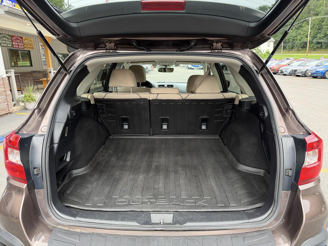 Subaru Outback 2.5i Premium 2019