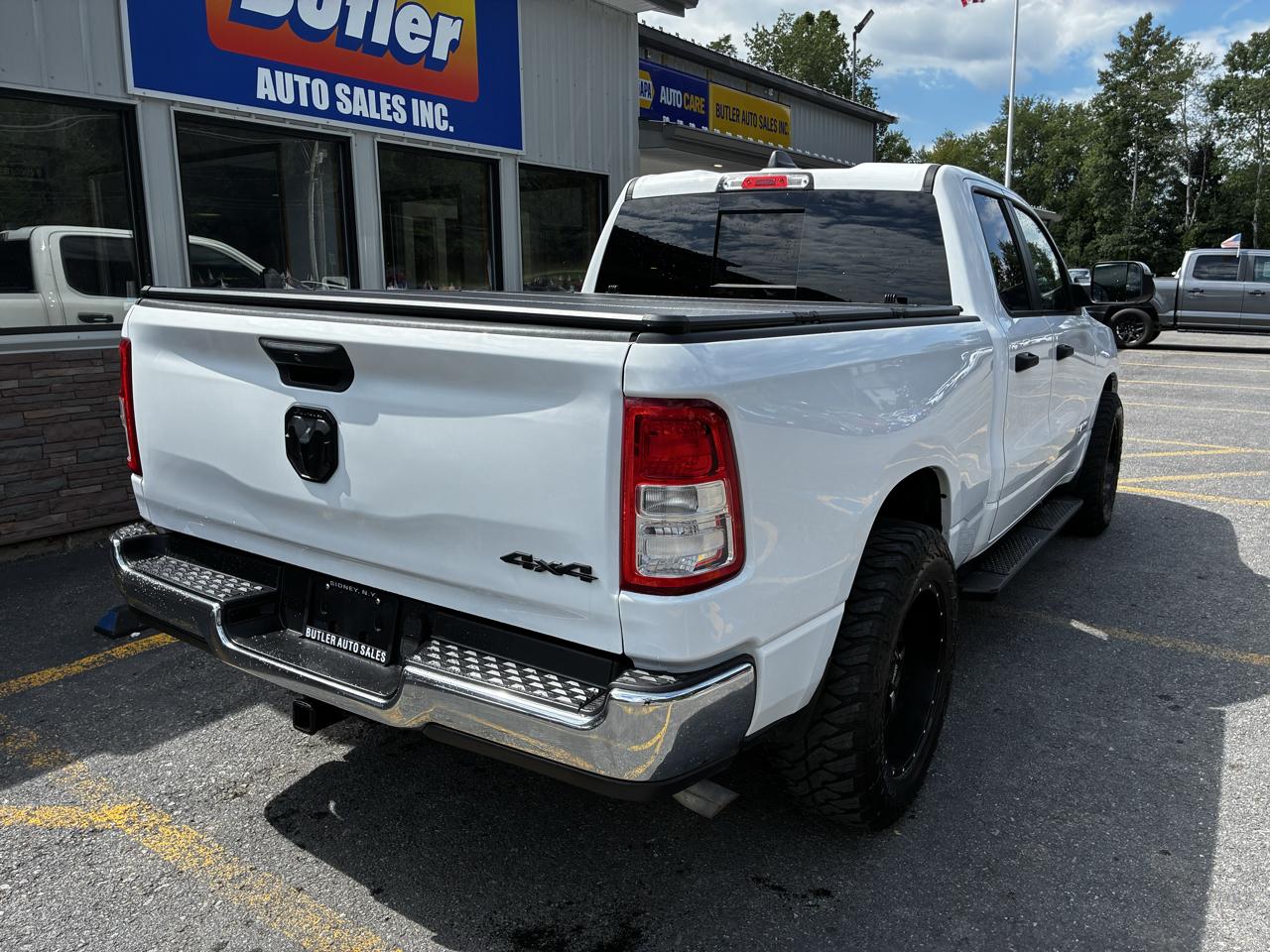 RAM 1500 Tradesman Quad Cab 4WD 2019