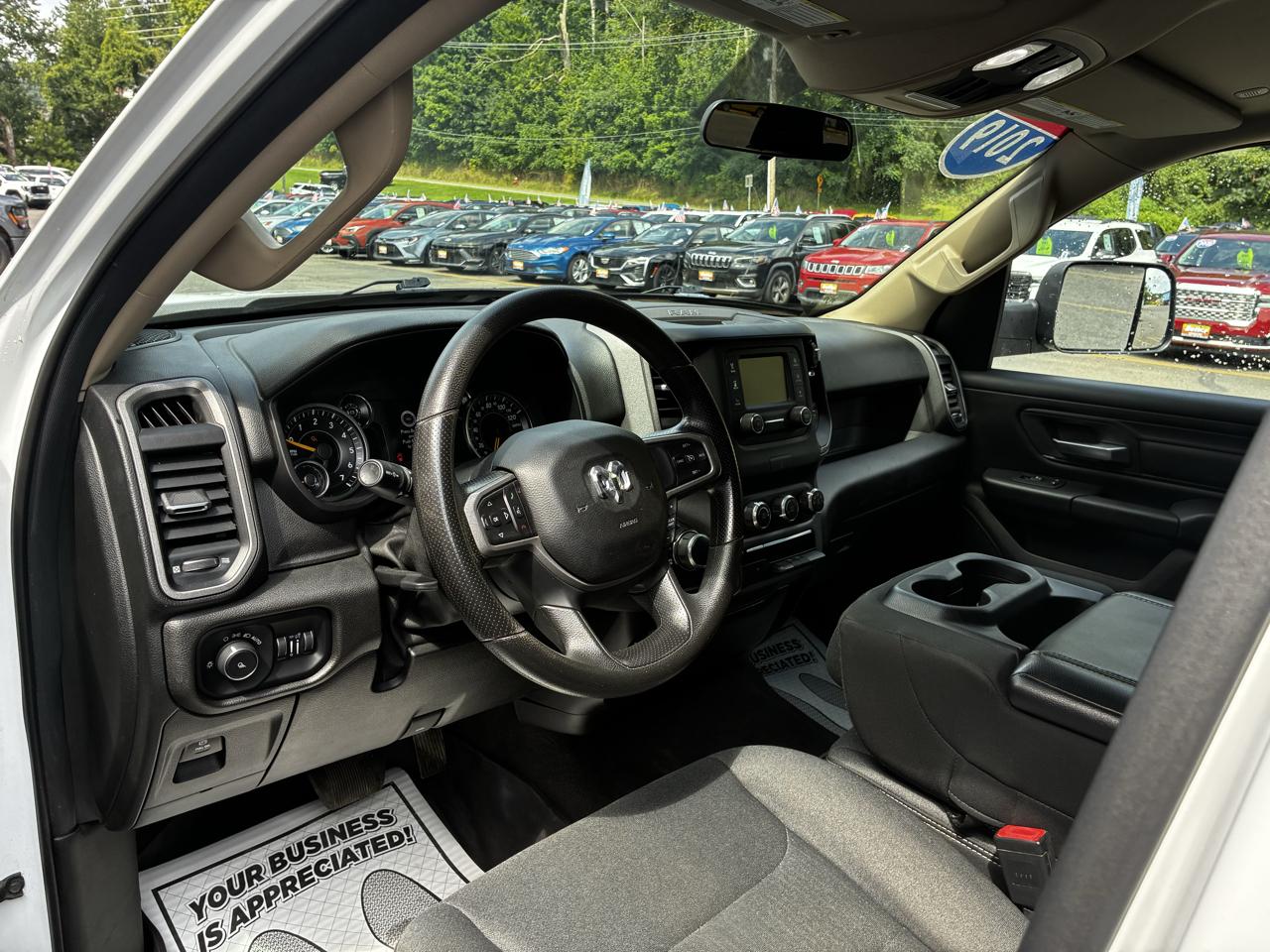 RAM 1500 Tradesman Quad Cab 4WD 2019