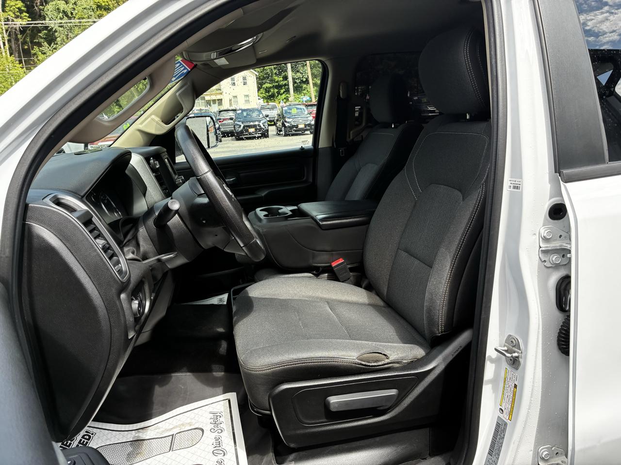 RAM 1500 Tradesman Quad Cab 4WD 2019