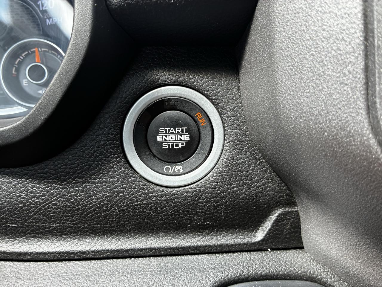 RAM 1500 Tradesman Quad Cab 4WD 2019