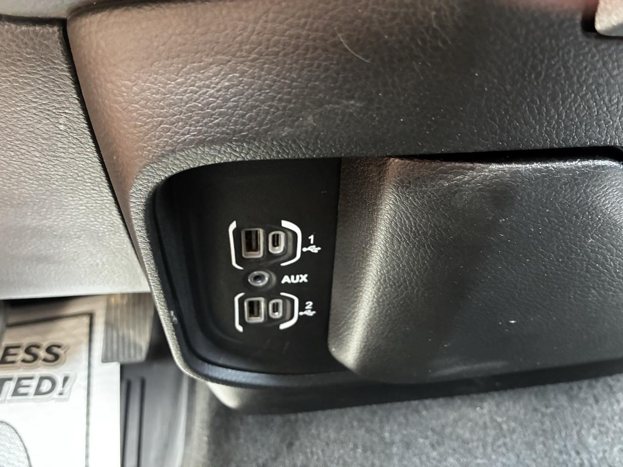 RAM 1500 Tradesman Quad Cab 4WD 2019
