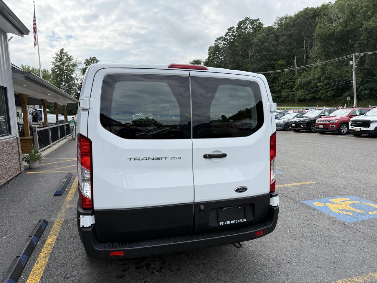 Ford Transit 250 Van 2024