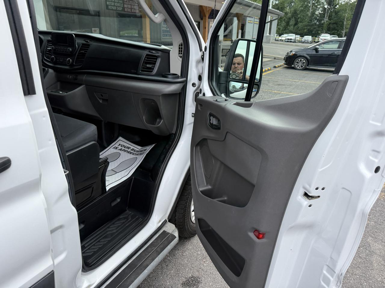 Ford Transit 250 Van 2024