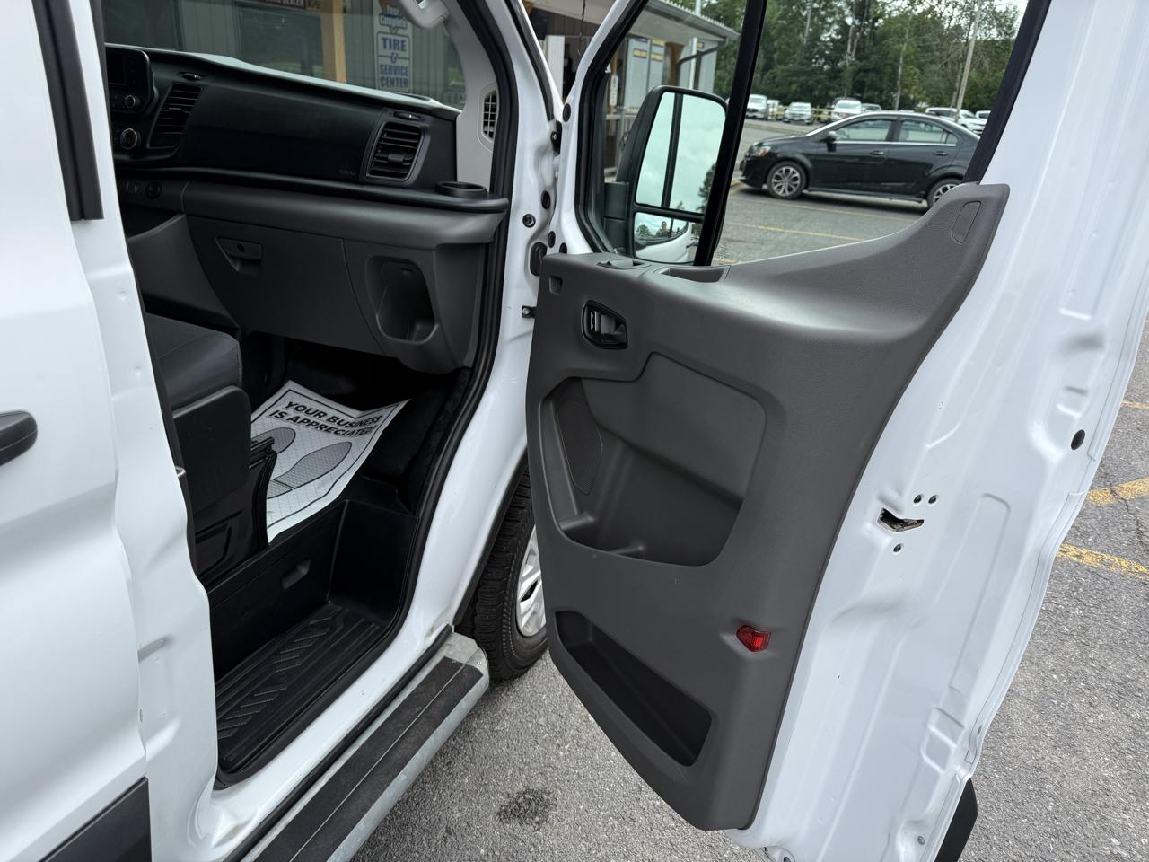 Ford Transit 250 Van 2024