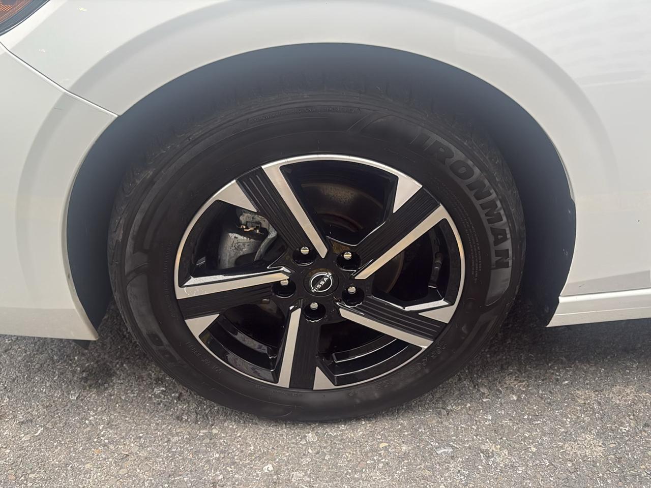 Nissan Sentra SV 2024