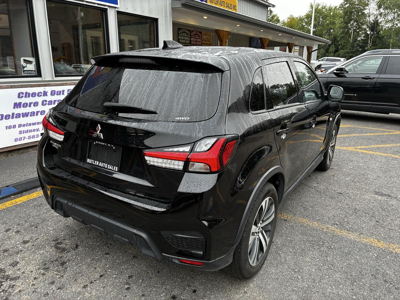 Mitsubishi Outlander Sport 2.0 ES 4WD 2024