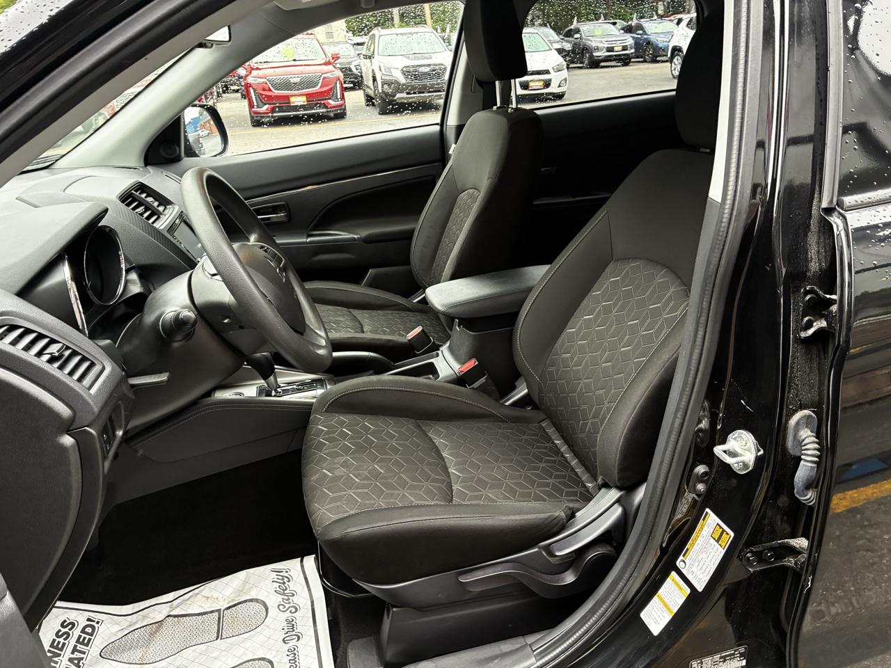 Mitsubishi Outlander Sport 2.0 ES 4WD 2024