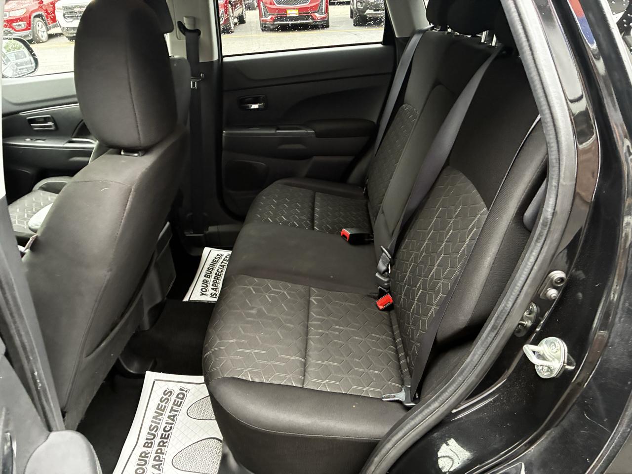 Mitsubishi Outlander Sport 2.0 ES 4WD 2024