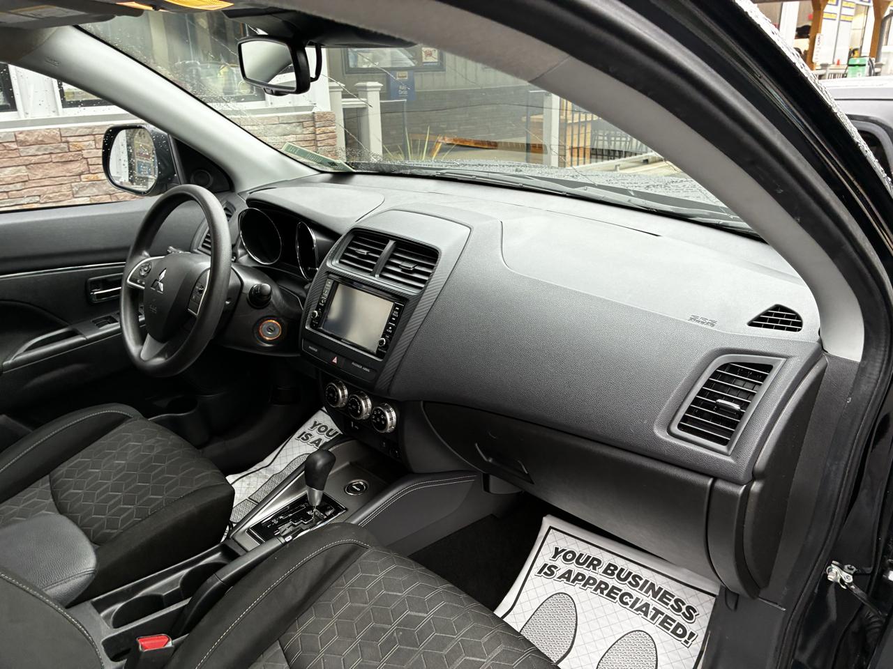 Mitsubishi Outlander Sport 2.0 ES 4WD 2024
