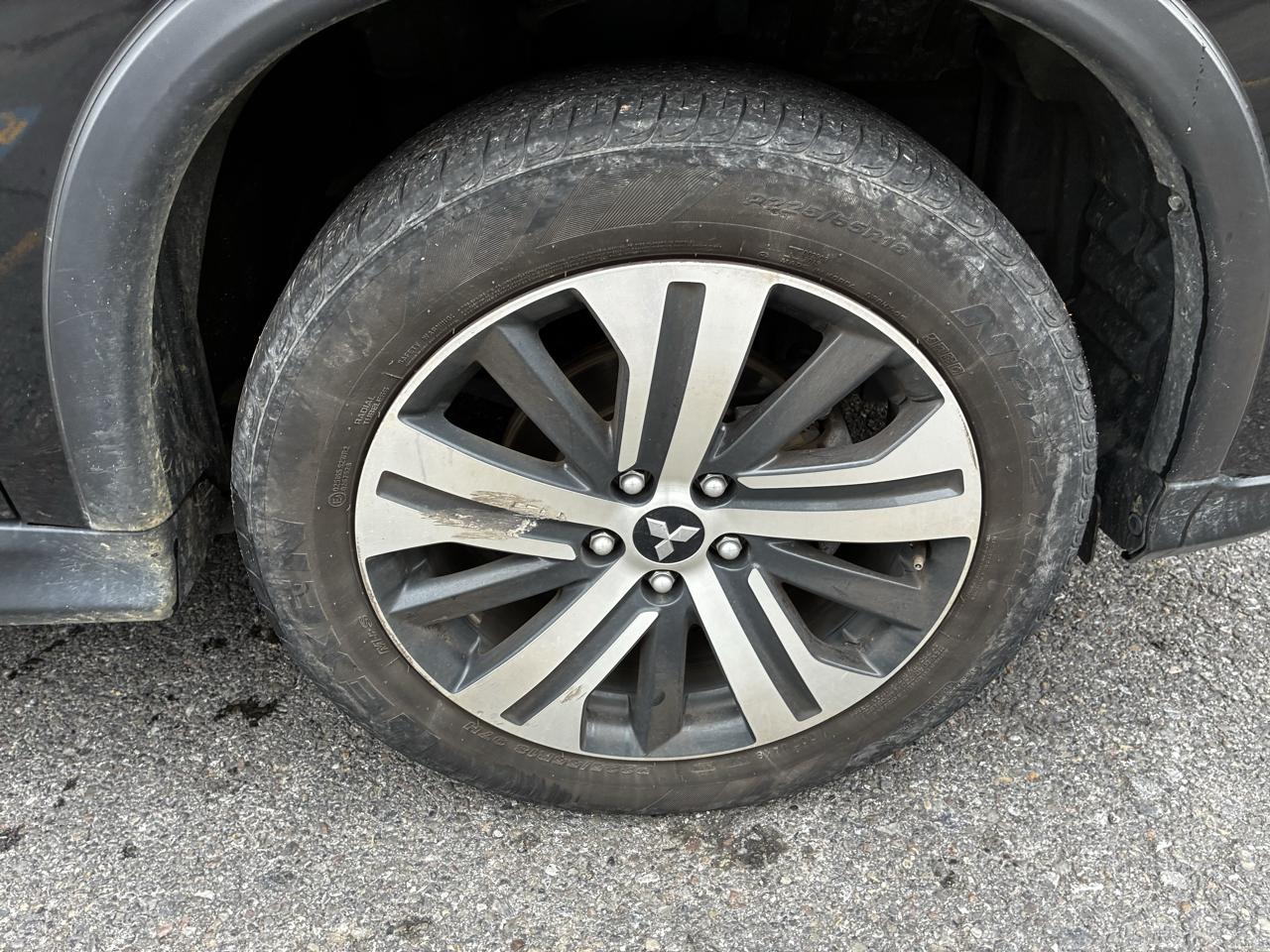 Mitsubishi Outlander Sport 2.0 ES 4WD 2024