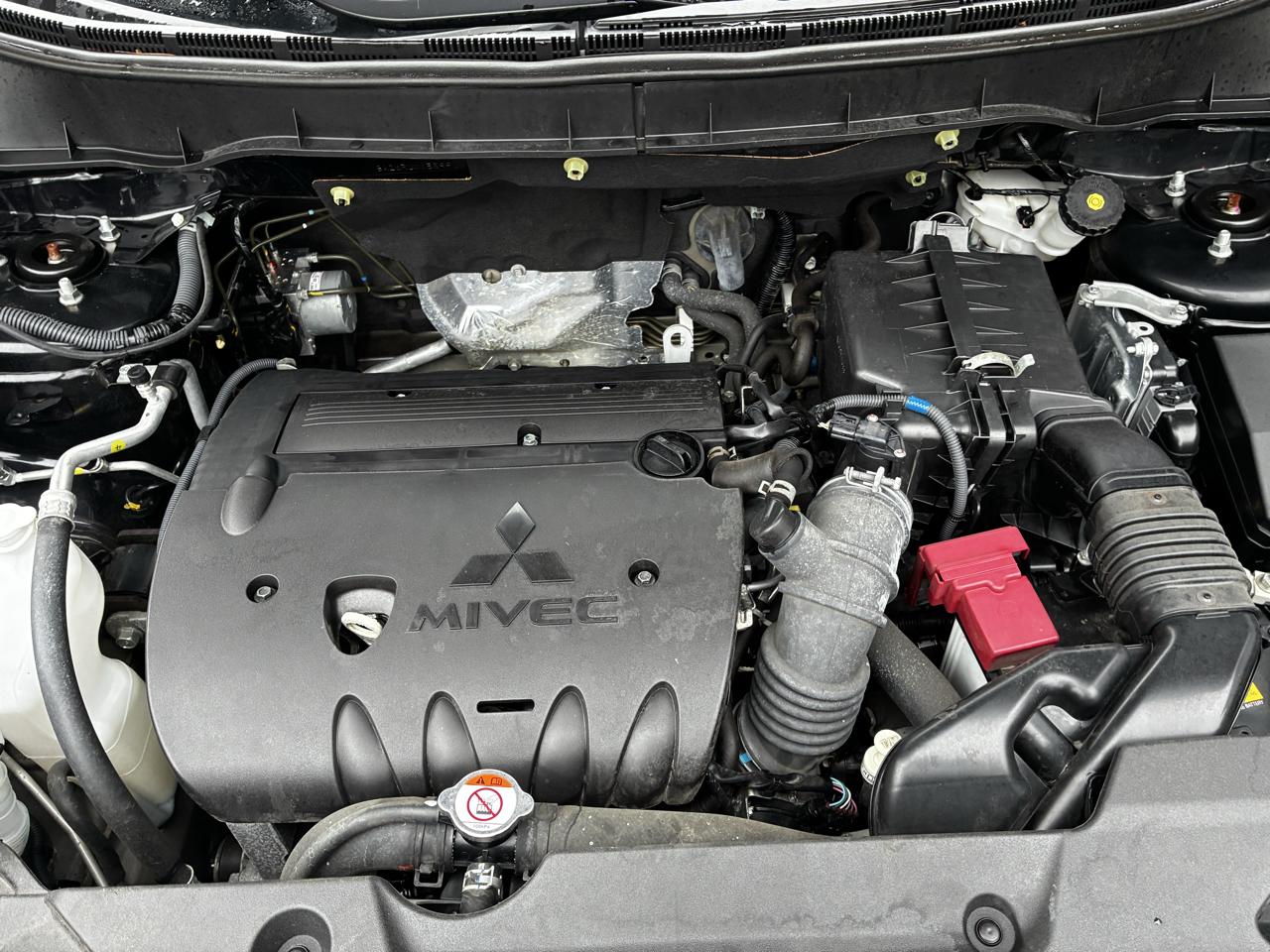 Mitsubishi Outlander Sport 2.0 ES 4WD 2024