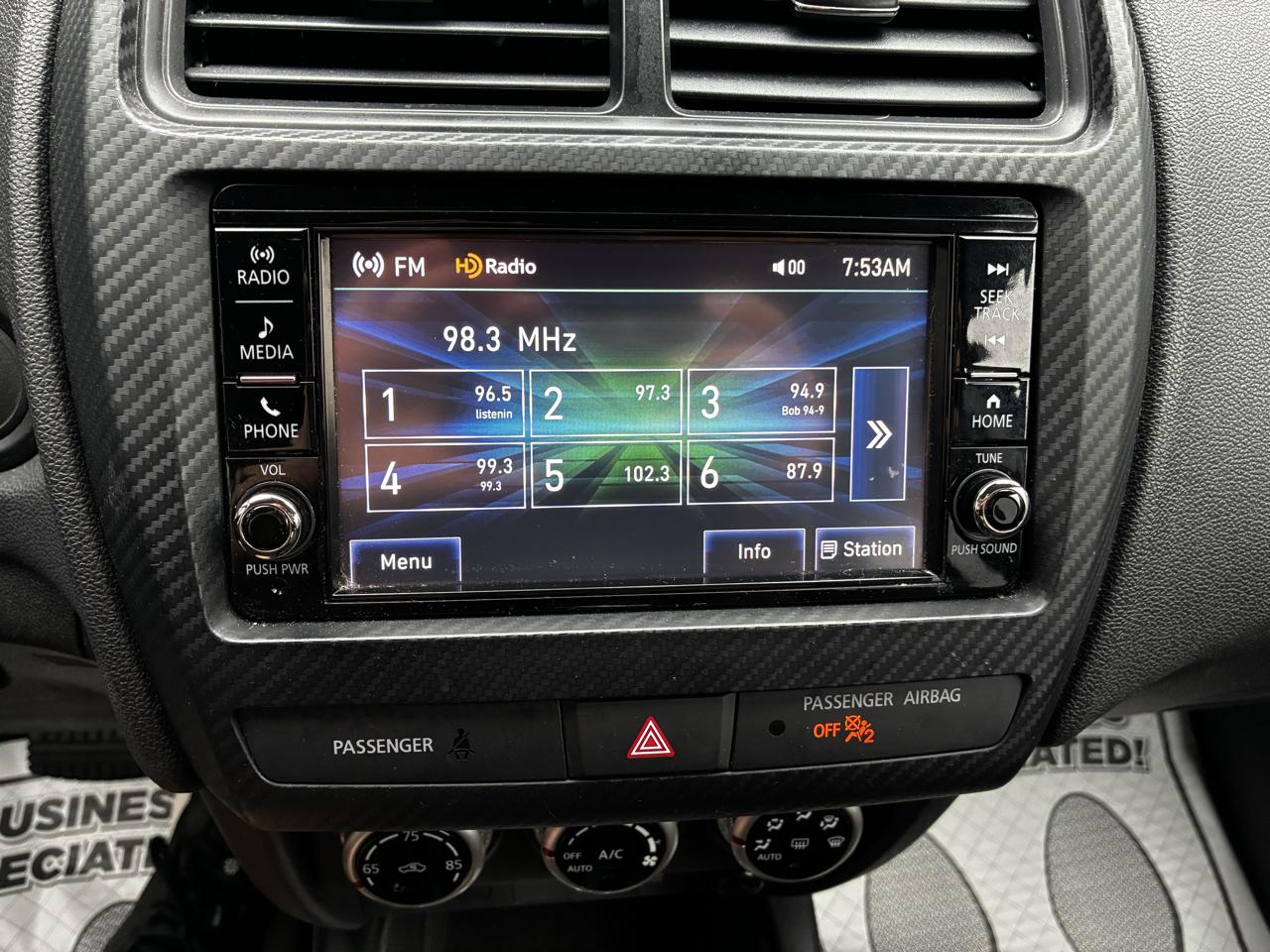 Mitsubishi Outlander Sport 2.0 ES 4WD 2024