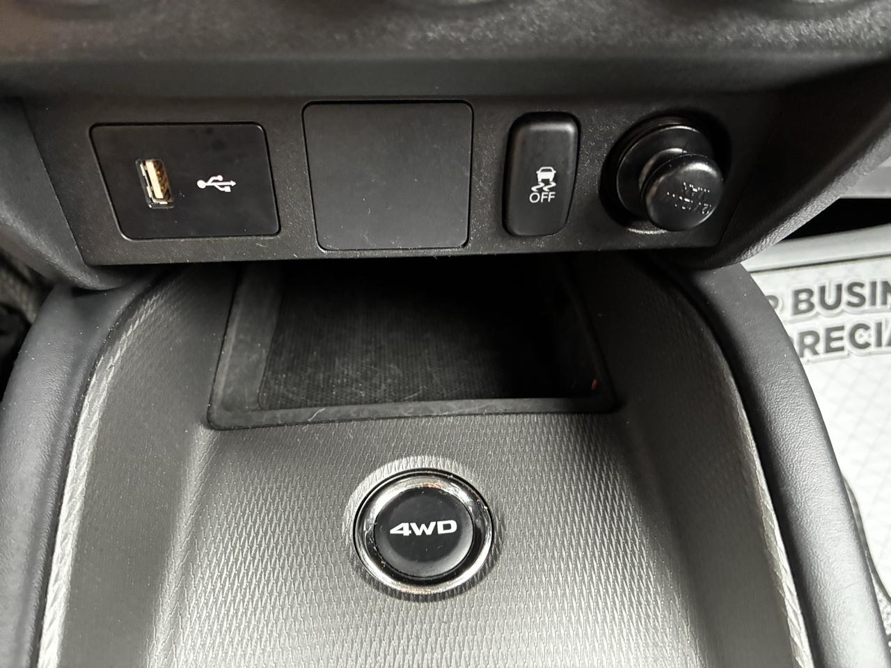 Mitsubishi Outlander Sport 2.0 ES 4WD 2024