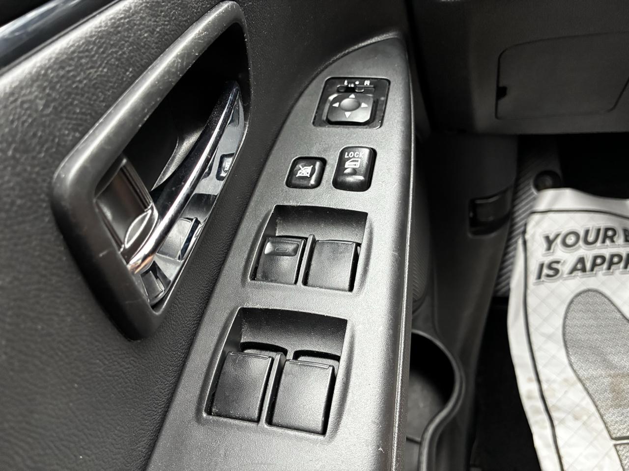 Mitsubishi Outlander Sport 2.0 ES 4WD 2024