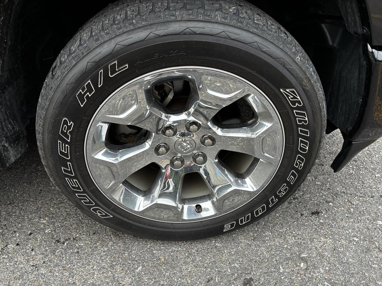 RAM 1500 Big Horn Crew Cab SWB 4WD 2022