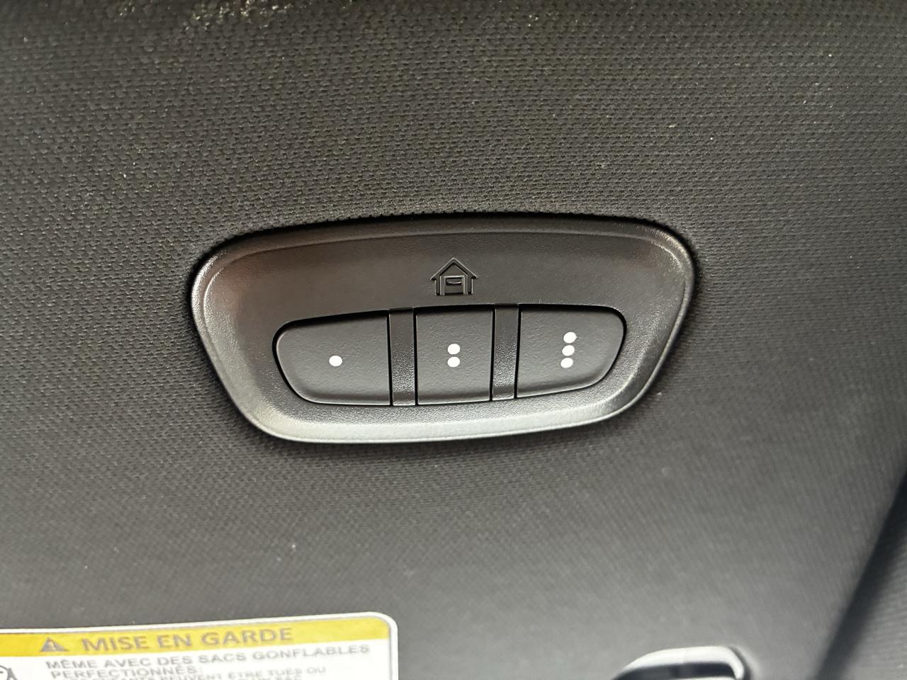 RAM 1500 Big Horn Crew Cab SWB 4WD 2022