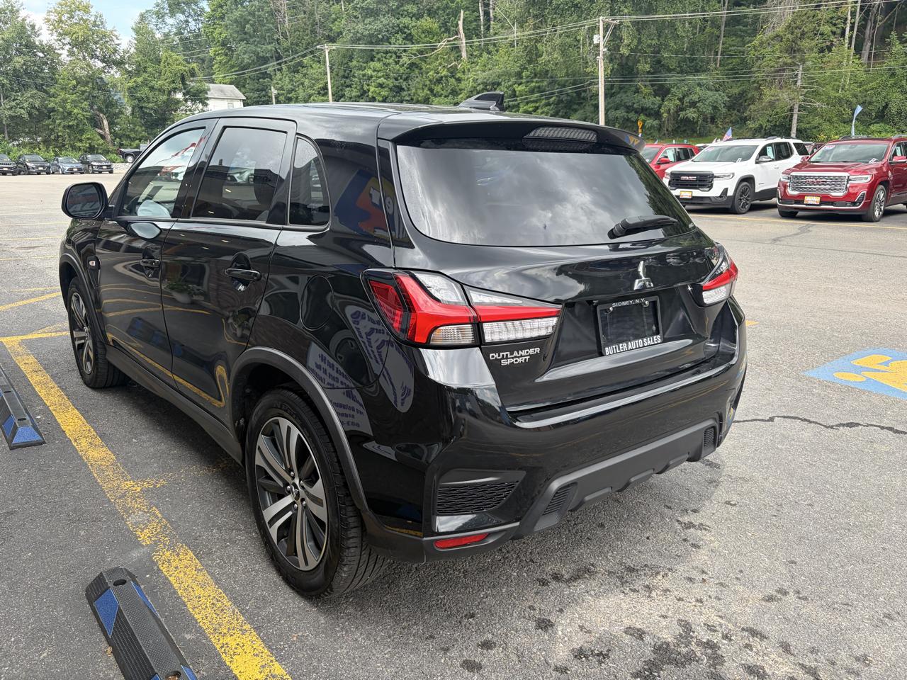Mitsubishi Outlander Sport 2.0 ES 4WD 2024