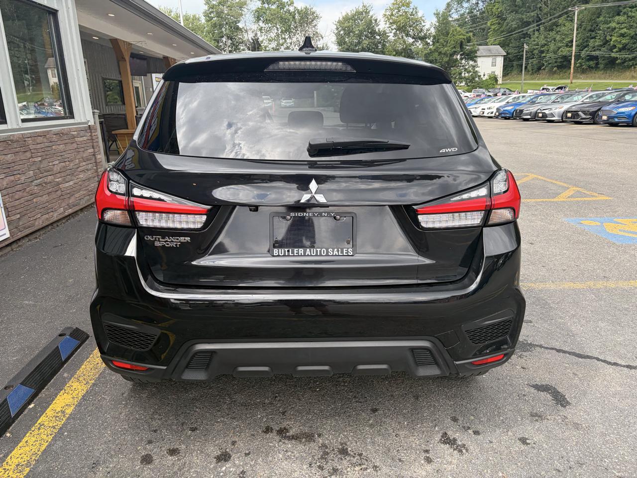 Mitsubishi Outlander Sport 2.0 ES 4WD 2024