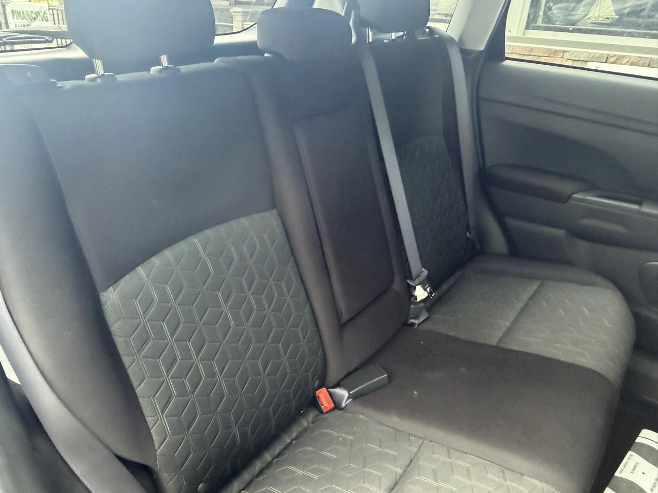 Mitsubishi Outlander Sport 2.0 ES 4WD 2024