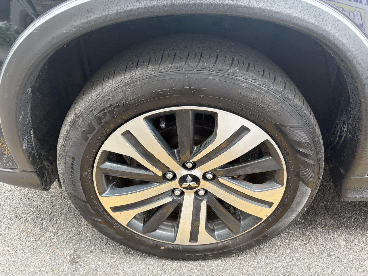 Mitsubishi Outlander Sport 2.0 ES 4WD 2024