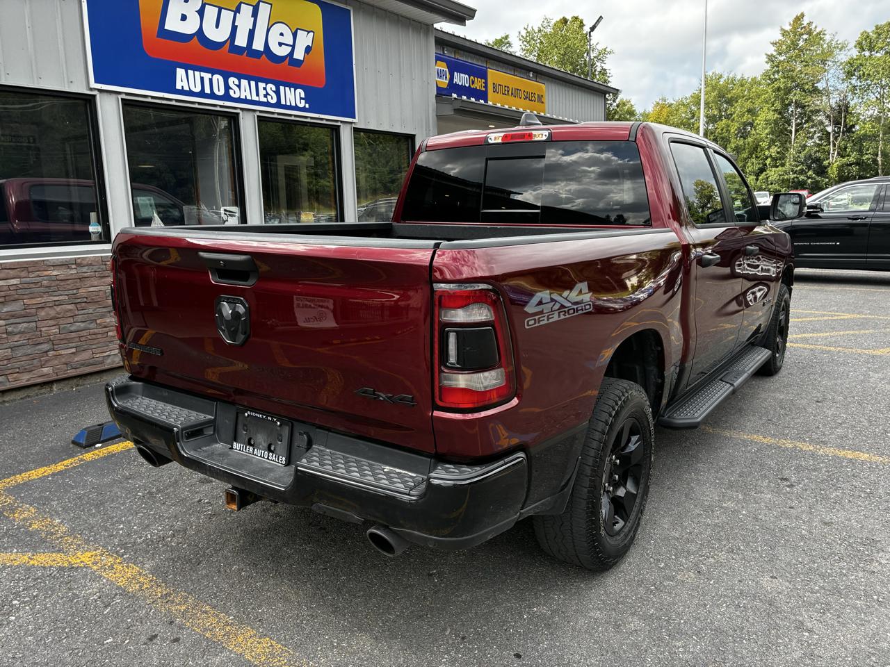 RAM 1500 Big Horn Crew Cab SWB 4WD 2023