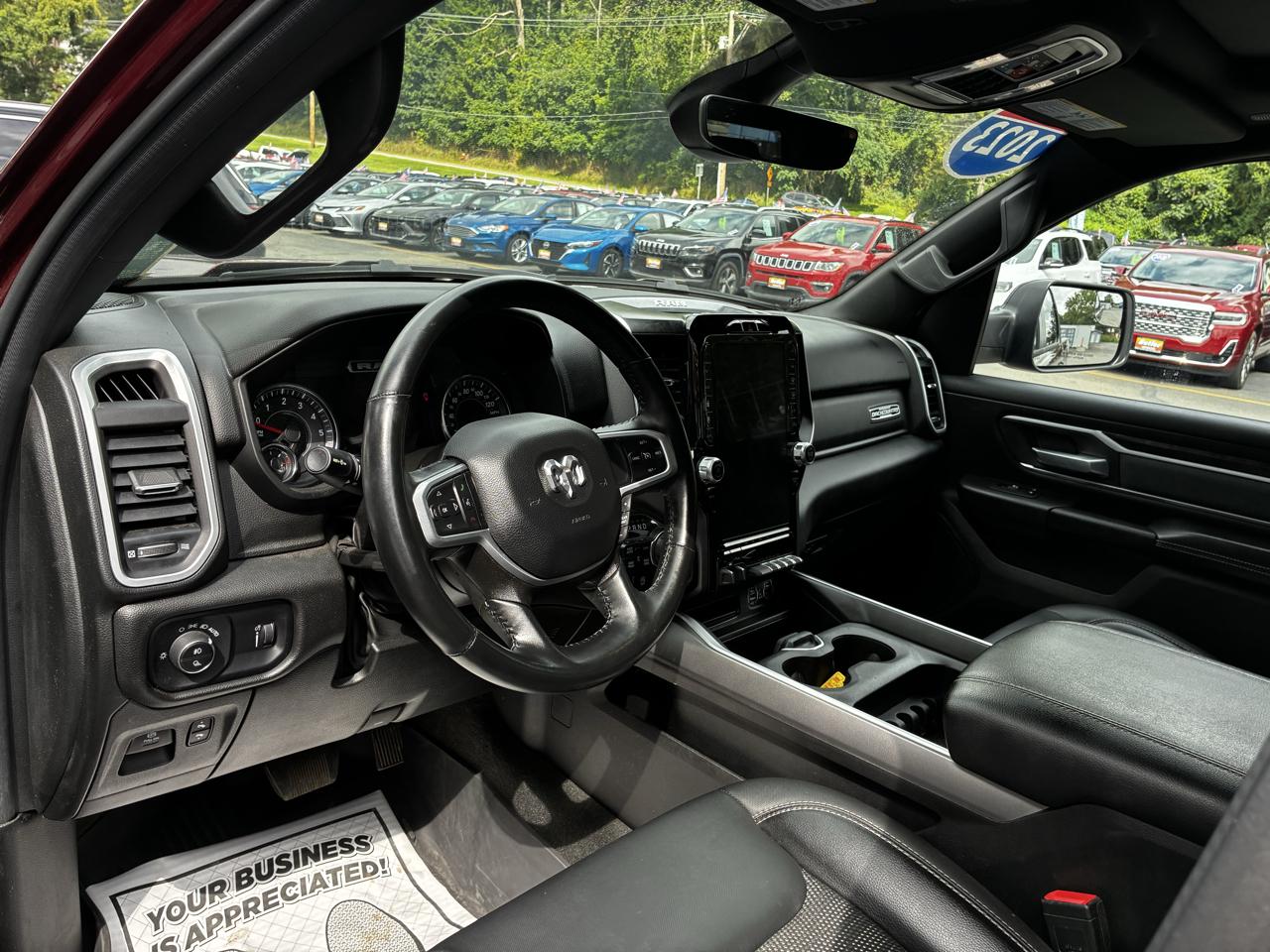 RAM 1500 Big Horn Crew Cab SWB 4WD 2023