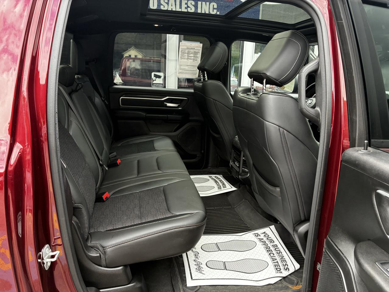 RAM 1500 Big Horn Crew Cab SWB 4WD 2023