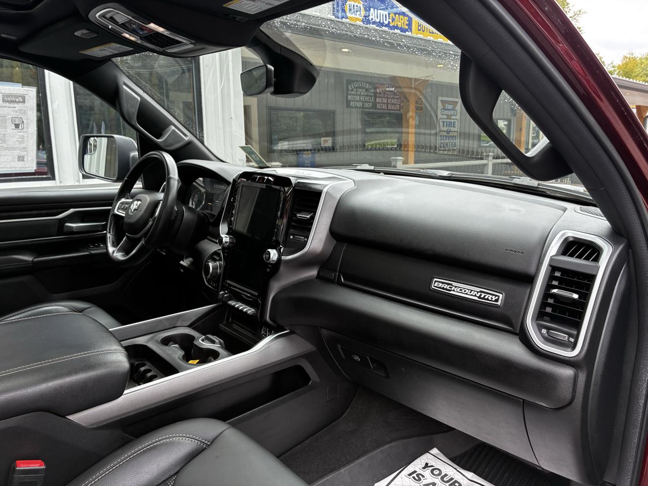 RAM 1500 Big Horn Crew Cab SWB 4WD 2023
