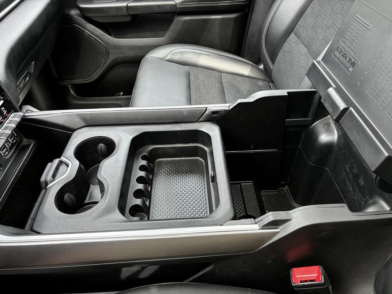 RAM 1500 Big Horn Crew Cab SWB 4WD 2023