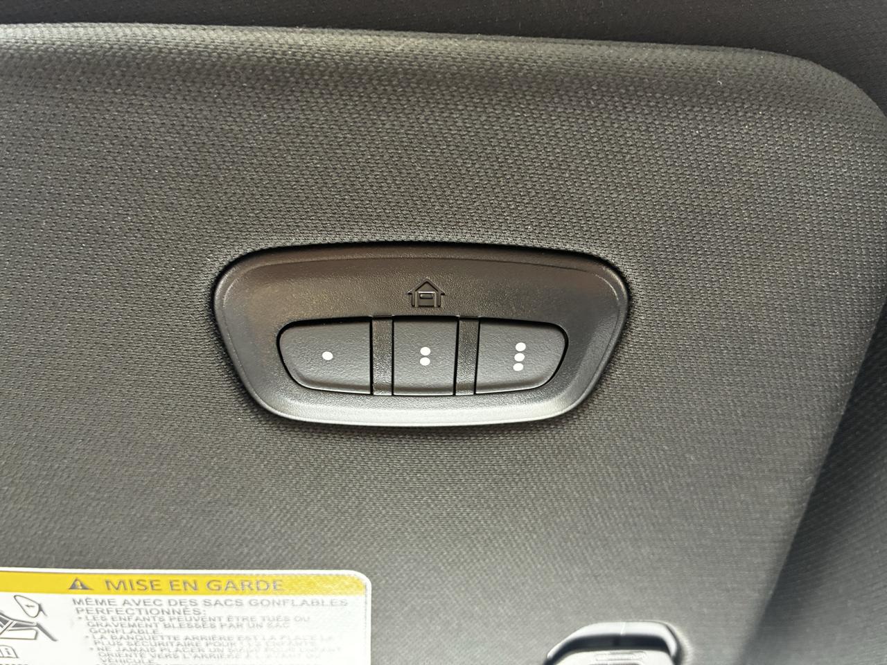 RAM 1500 Big Horn Crew Cab SWB 4WD 2023